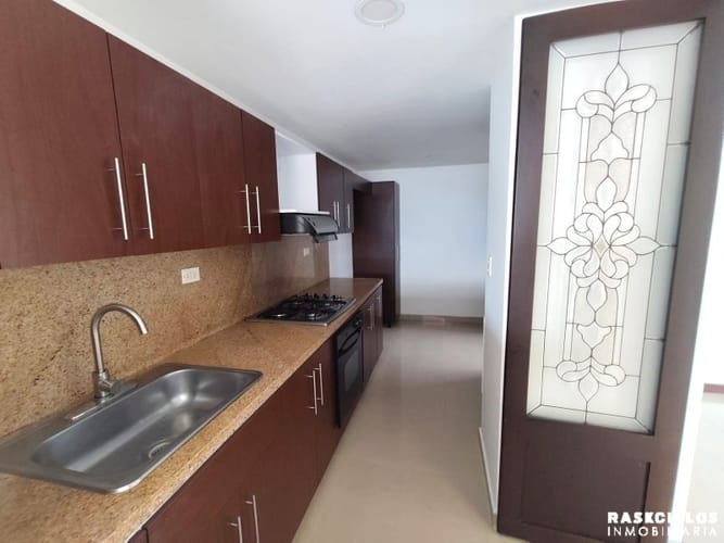 Apartamento de 3 alcobas en arriendo en Los Balsos, Medellín, 100 m² · foto 4 de 16
