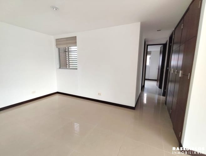 Apartamento de 3 alcobas en arriendo en Los Balsos, Medellín, 100 m² · foto 12 de 16