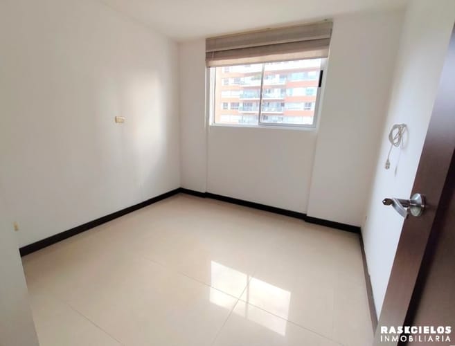 Apartamento de 3 alcobas en arriendo en Los Balsos, Medellín, 100 m² · foto 13 de 16