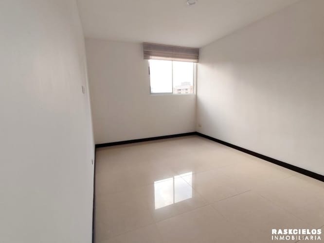 Apartamento de 3 alcobas en arriendo en Los Balsos, Medellín, 100 m² · foto 15 de 16
