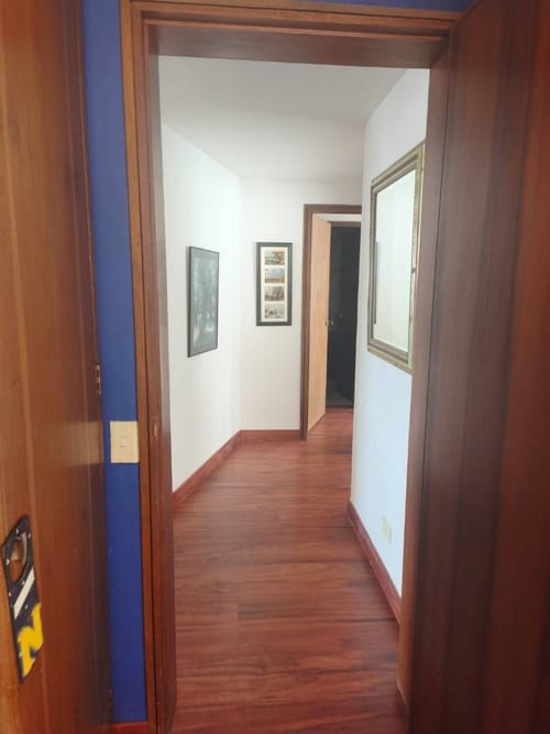 Apartamento de 3 alcobas en venta en Los Rosales, Bogotá, 159 m² · foto 3 de 21