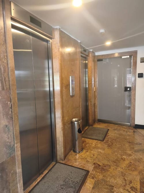 Apartamento de 3 alcobas en venta en Los Rosales, Bogotá, 159 m² · foto 18 de 21