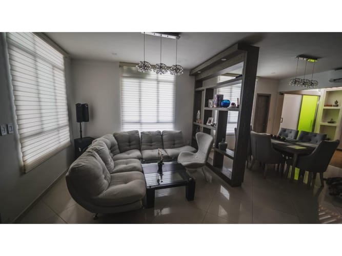 Casa de 5 alcobas en venta en Pescaito, Santa Marta, 206 m² · foto 3 de 20
