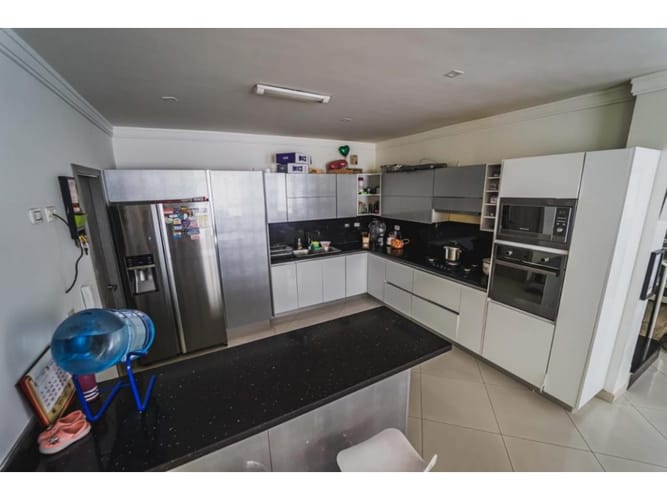 Casa de 5 alcobas en venta en Pescaito, Santa Marta, 206 m² · foto 5 de 20
