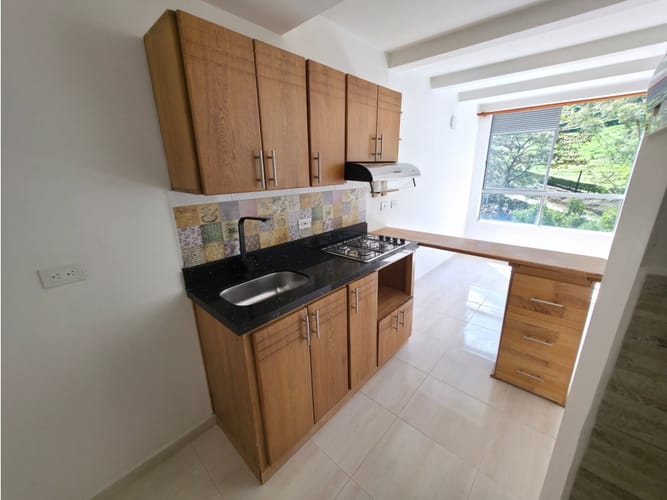 Apartamento de 2 alcobas en arriendo en Las Palmas, Medellín, 40 m² · foto 3 de 17
