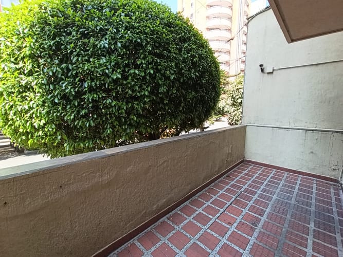Apartamento de 3 alcobas en arriendo en Laureles, Medellín, 142 m² · foto 4 de 19