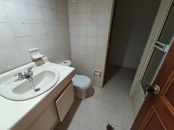 Apartamento de 3 alcobas en arriendo en Laureles, Medellín, 142 m² · foto 9 de 19