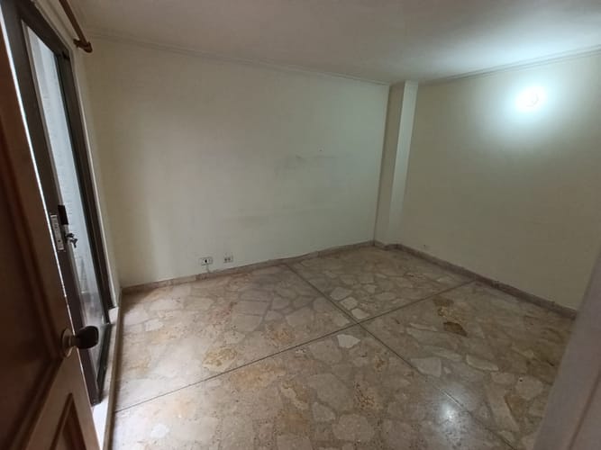 Apartamento de 3 alcobas en arriendo en Laureles, Medellín, 142 m² · foto 10 de 19