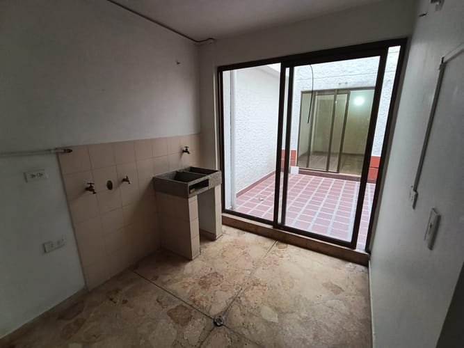 Apartamento de 3 alcobas en arriendo en Laureles, Medellín, 142 m² · foto 13 de 19