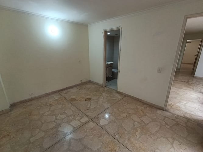 Apartamento de 3 alcobas en arriendo en Laureles, Medellín, 142 m² · foto 14 de 19