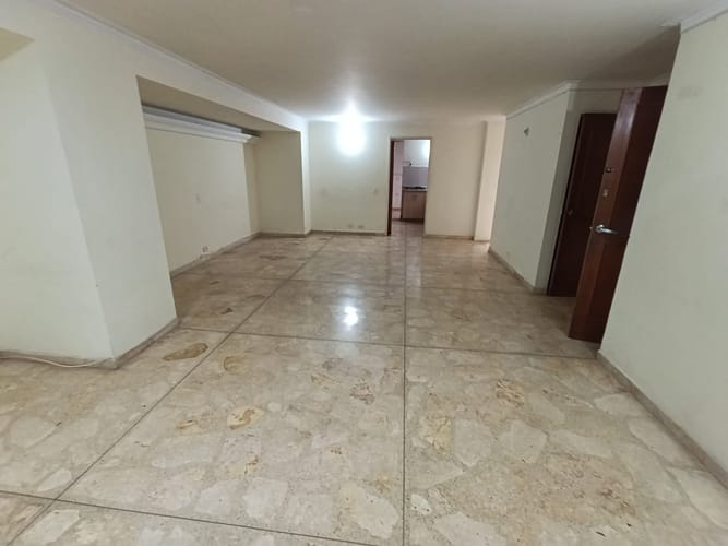 Apartamento de 3 alcobas en arriendo en Laureles, Medellín, 142 m² · foto 18 de 19