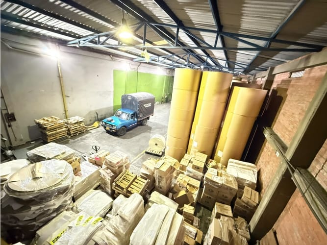 Bodega en venta en San Nicolas, Cali, 320 m² · foto 4 de 6
