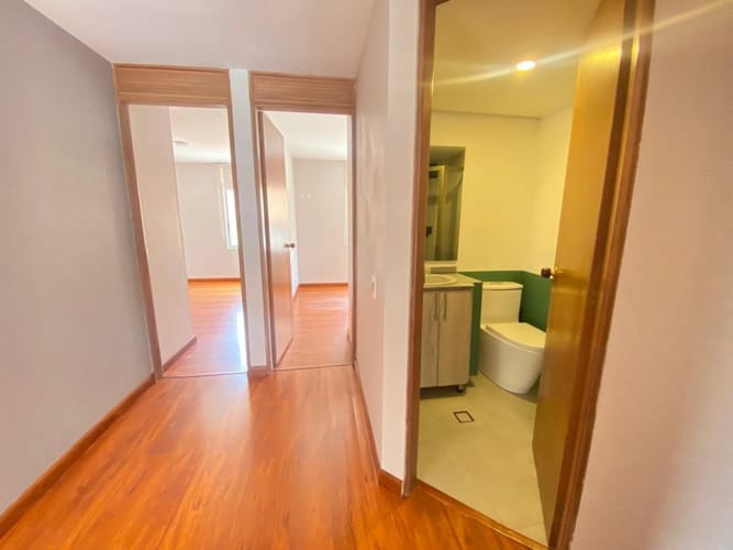 Apartamento de 3 alcobas en venta en Cedritos, Bogotá, 83 m² · foto 7 de 24
