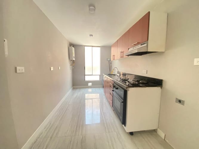 Apartamento de 3 alcobas en venta en Cedritos, Bogotá, 83 m² · foto 9 de 24