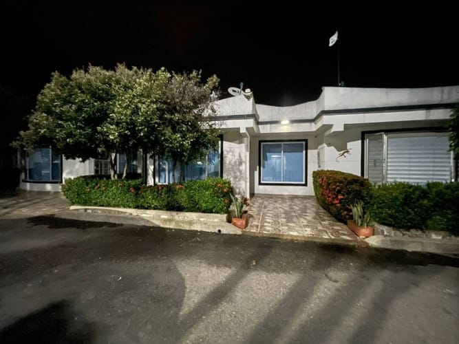 Casa de 3 alcobas en venta en Girardot, Girardot, 98 m² · foto 2 de 24
