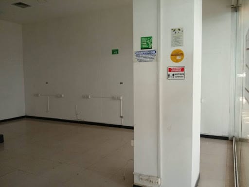Local en arriendo en San Diego, Medellín, 40 m² · foto 2 de 8