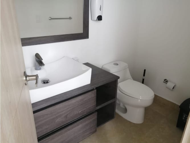 Casa de 7 alcobas en venta en Ciudad Jardin, Cali, 355 m² · foto 6 de 21