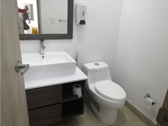 Casa de 7 alcobas en venta en Ciudad Jardin, Cali, 355 m² · foto 9 de 21