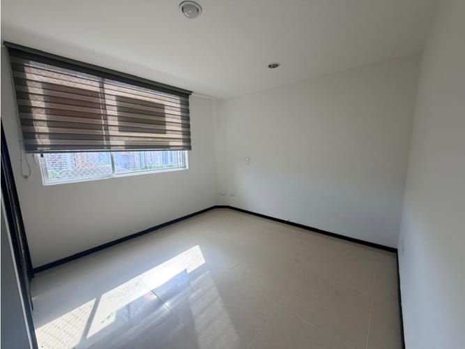 Apartamento de 3 alcobas en arriendo en Las Lomitas, Sabaneta, 104 m² · foto 6 de 14