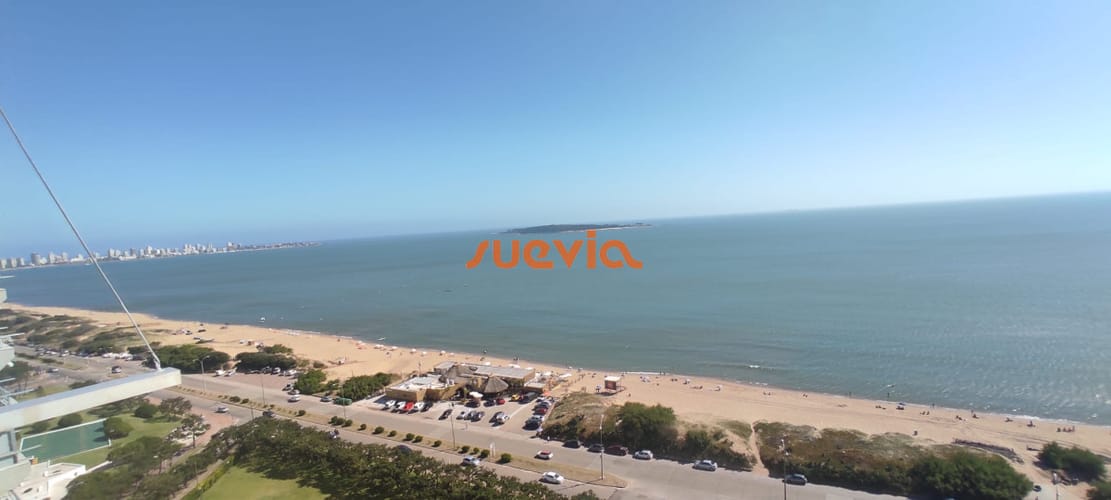 Apartamento en alquiler, mansa, frente al mar