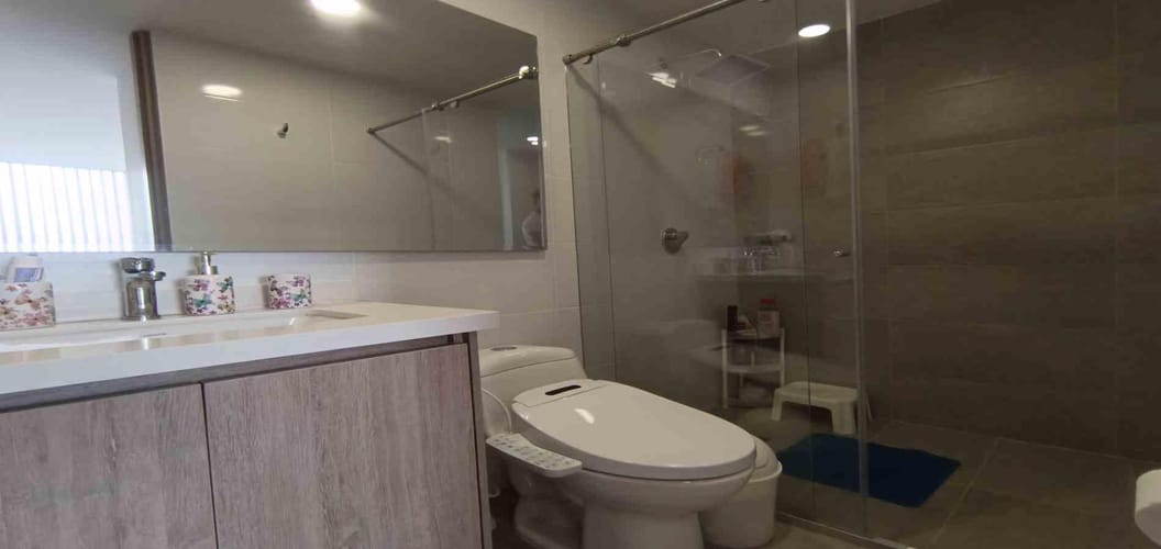 Apartamento de 2 alcobas en venta en Los Rosales, Manizales, 67 m² · foto 5 de 17