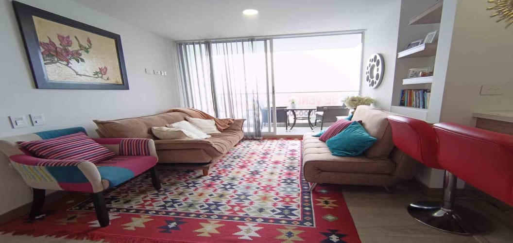 Apartamento de 2 alcobas en venta en Los Rosales, Manizales, 67 m² · foto 7 de 17
