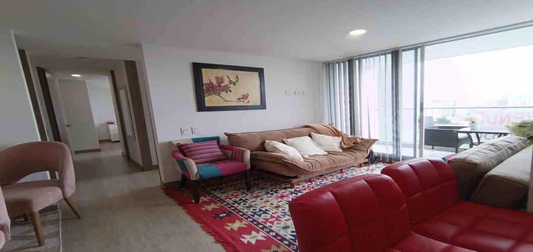 Apartamento de 2 alcobas en venta en Los Rosales, Manizales, 67 m² · foto 8 de 17
