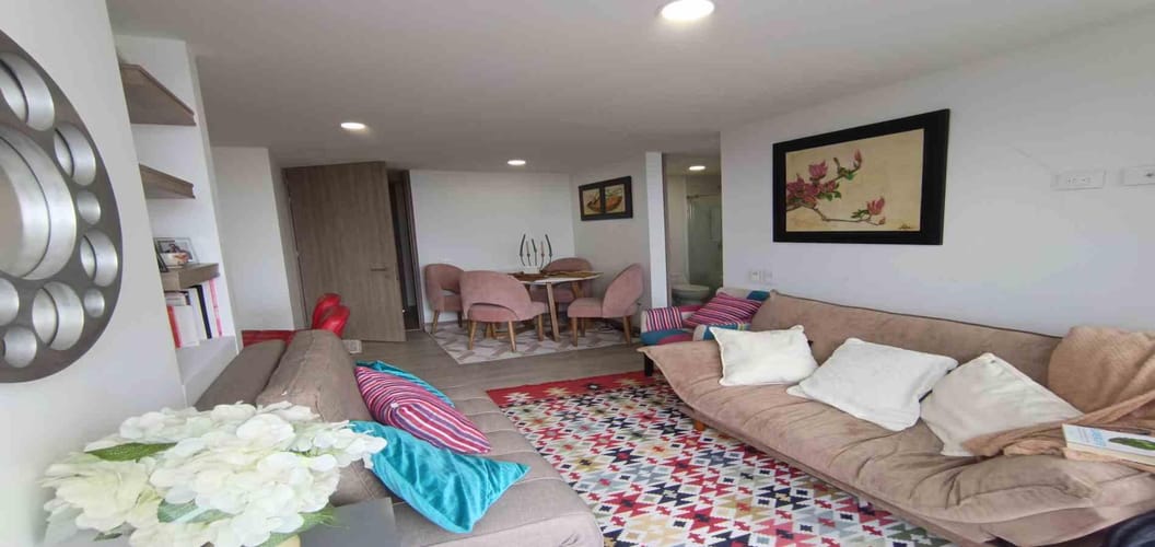 Apartamento de 2 alcobas en venta en Los Rosales, Manizales, 67 m² · foto 12 de 17