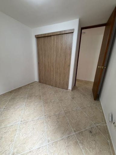 Apartamento de 3 alcobas en arriendo en Cumbres, Envigado, 78 m² · foto 7 de 14