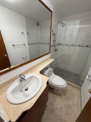 Apartamento de 3 alcobas en arriendo en Cumbres, Envigado, 78 m² · foto 8 de 14