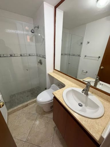 Apartamento de 3 alcobas en arriendo en Cumbres, Envigado, 78 m² · foto 11 de 14