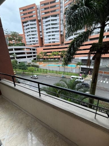 Apartamento de 3 alcobas en arriendo en Cumbres, Envigado, 78 m² · foto 14 de 14