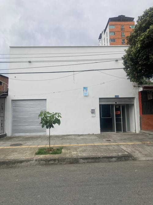 Bodega en venta en El Cinal, Bucaramanga, 342 m² · foto 10 de 11
