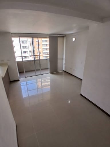 Apartamento de 2 alcobas en arriendo en San German, Medellín, 55 m² · foto 3 de 11