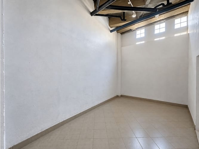 Bodega en arriendo en San Agustin, La Estrella, 274 m² · foto 15 de 16