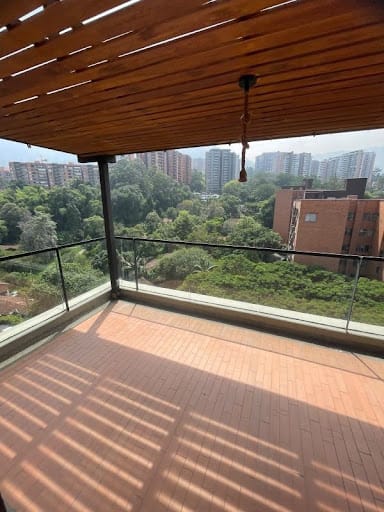 Apartamento de 2 alcobas en arriendo en Loma De Las Brujas, Envigado, 85 m² · foto 8 de 11