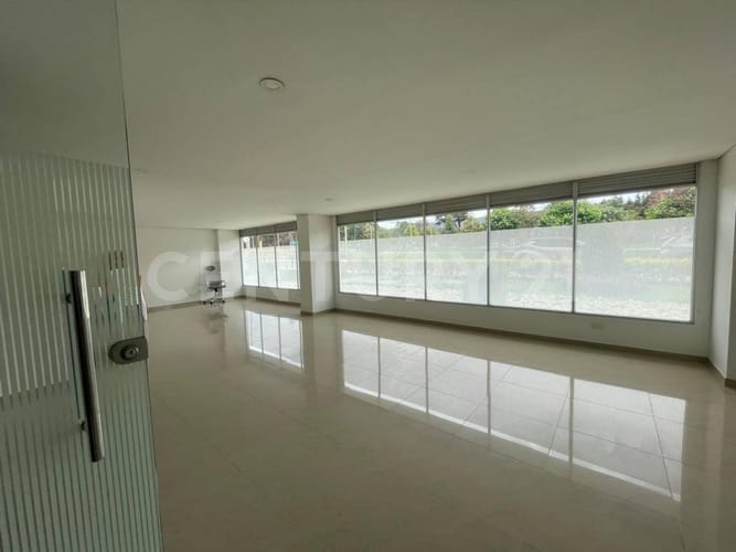 Apartamento de 3 alcobas en arriendo en Mazuren, Bogotá, 77 m² · foto 2 de 24