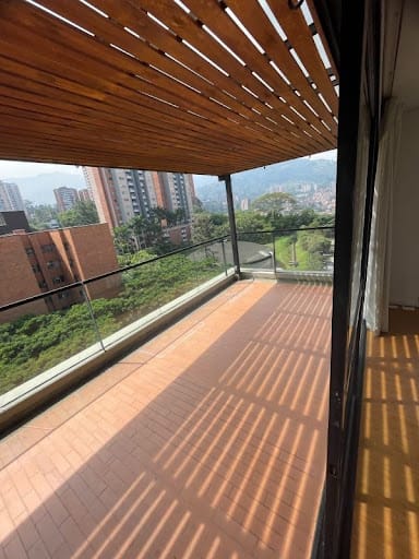 Apartamento de 2 alcobas en arriendo en Loma De Las Brujas, Envigado, 85 m² · foto 10 de 11