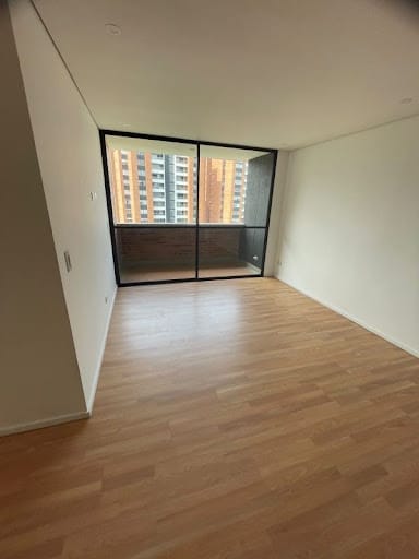 Apartamento de 2 alcobas en arriendo en Loma De Las Brujas, Envigado, 85 m² · foto 11 de 11