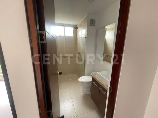 Apartamento de 3 alcobas en arriendo en Mazuren, Bogotá, 77 m² · foto 14 de 24