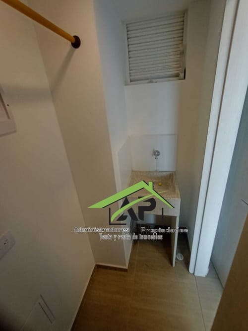 Apartamento de 2 alcobas en arriendo en Ciudadela Monteazul, Sabaneta, 65 m² · foto 6 de 10