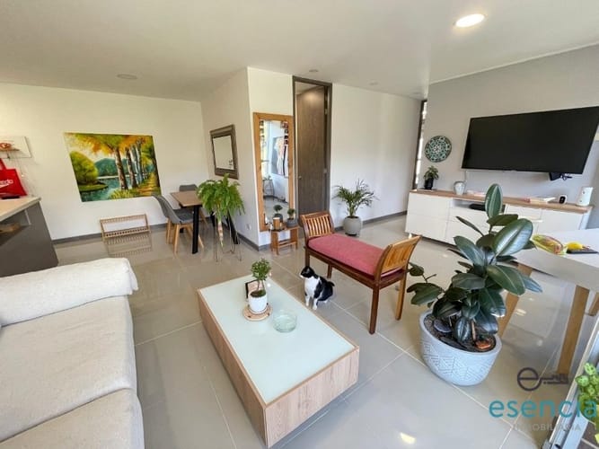 Apartamento de 2 alcobas en arriendo en El Chingui, Envigado, 65 m² · foto 2 de 10