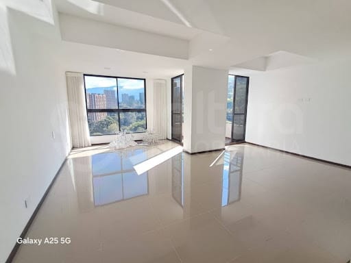 Apartamento de 2 alcobas en arriendo en El Carmelo Ii, Sabaneta, 75 m² · foto 4 de 19