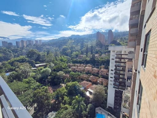 Apartamento de 2 alcobas en arriendo en El Carmelo Ii, Sabaneta, 75 m² · foto 5 de 19