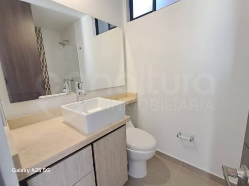 Apartamento de 2 alcobas en arriendo en El Carmelo Ii, Sabaneta, 75 m² · foto 13 de 19