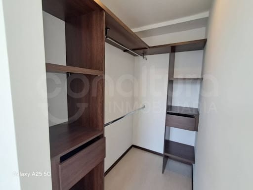 Apartamento de 2 alcobas en arriendo en El Carmelo Ii, Sabaneta, 75 m² · foto 15 de 19