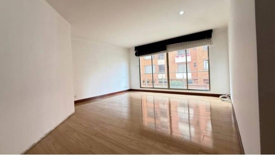 Apartamento de 5 alcobas en venta en Cr. El Bosque, Bogotá, 220 m² · foto 3 de 21
