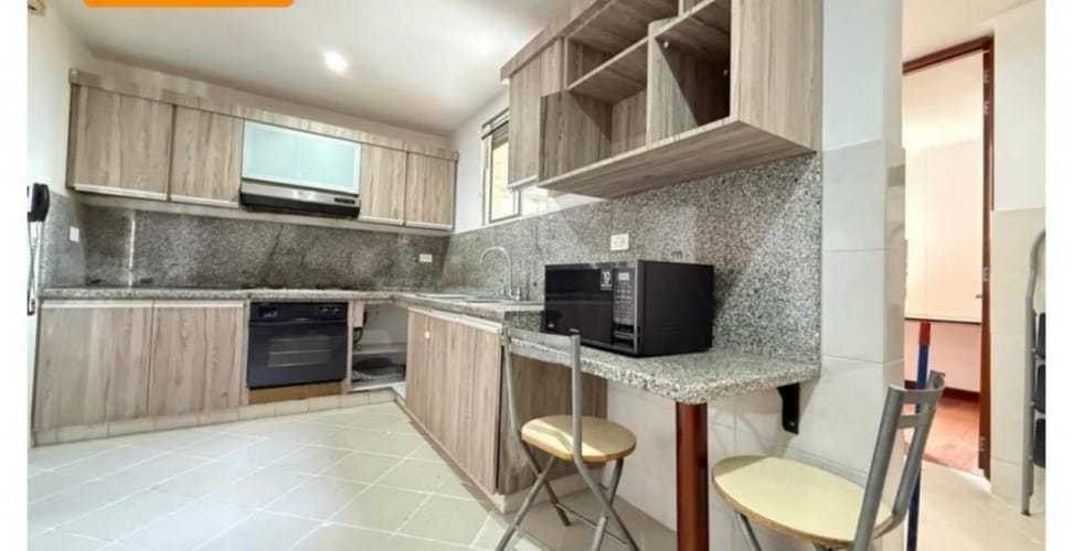 Apartamento de 5 alcobas en venta en Cr. El Bosque, Bogotá, 220 m² · foto 5 de 21