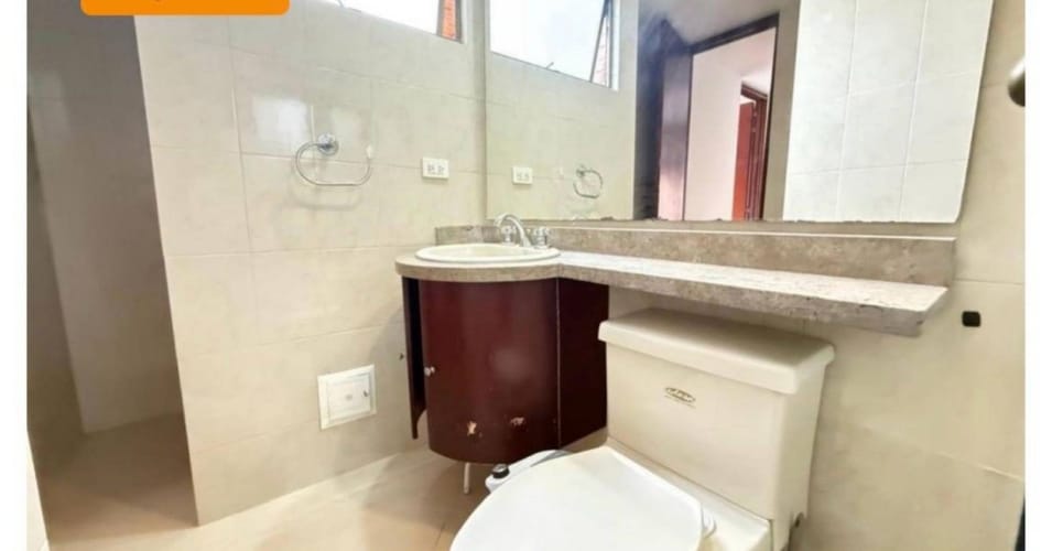 Apartamento de 5 alcobas en venta en Cr. El Bosque, Bogotá, 220 m² · foto 6 de 21