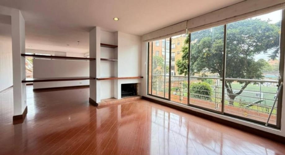 Apartamento de 5 alcobas en venta en Cr. El Bosque, Bogotá, 220 m² · foto 18 de 21